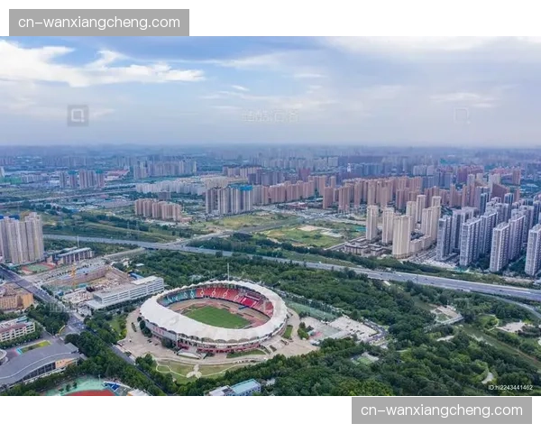 航海体育场改造讨论：河南队主场硬件陈旧，球迷呼吁升级专业足球场