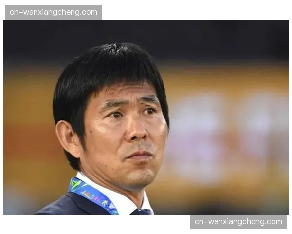 突破十六强仍是日本队首要目标,森保一需提升球队在淘汰赛阶段的心理抗压能力。 突破十六强仍是日本队首要目标,森保一需提升球队在淘汰赛阶段的心理抗压能力。